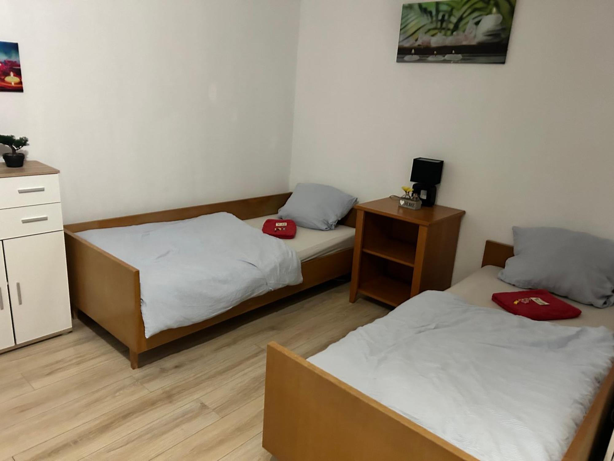 2-5 Bettzimmer Creglingen Extérieur photo